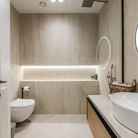 Seaview Elegance Luxury & Free Parking By Pikhost Lejlighed Vlorë